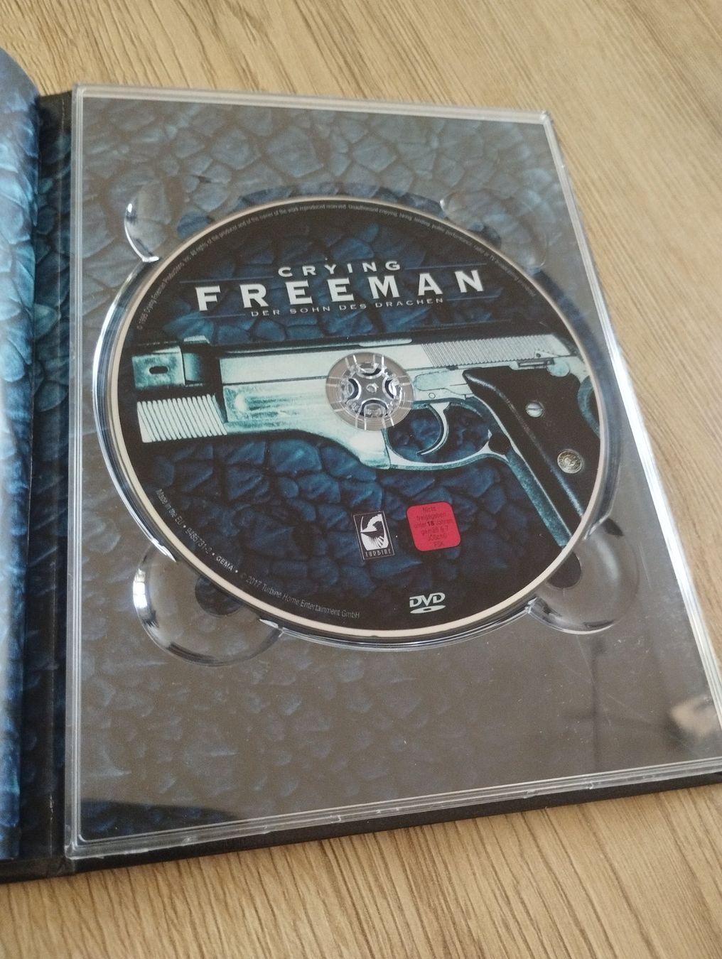 Tutti i DVDs: Crying Freeman Mediabook Cover D Mit Marc Dacascos Rar – Usato da Steffisburg venduto da AutoFiat 4