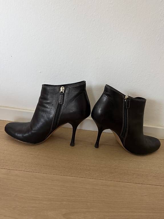 Gucci Scarpe da donna: Stivaletto Originale Gucci – Usato da Locarno venduto da Debi816 1