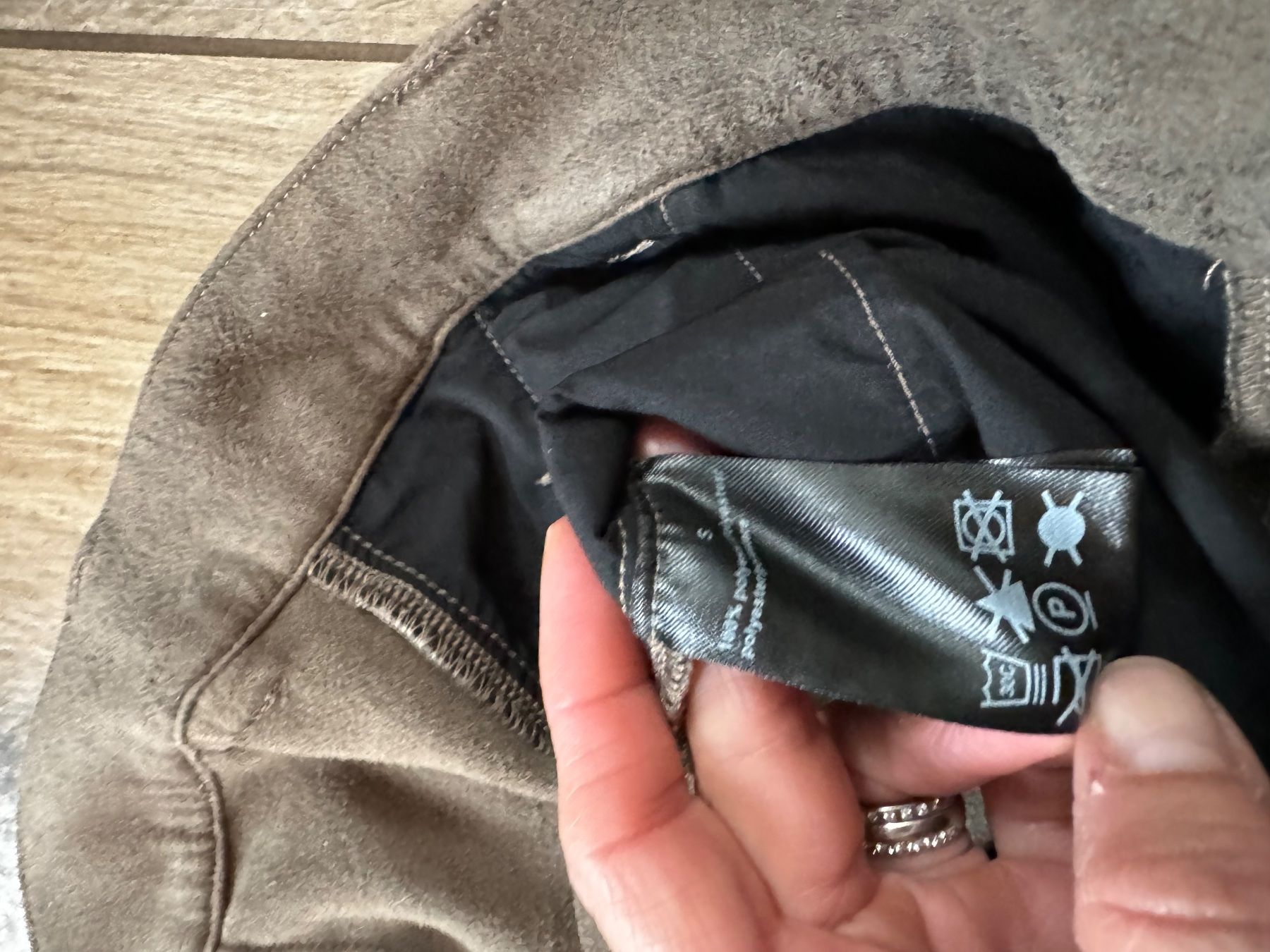 Rundholz Pantaloni: Hose Rundholz s – Nuovo (secondo la descrizione) da Brugg AG venduto da Simone28 1
