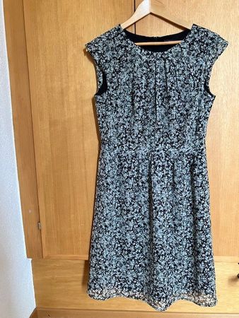 Très jolie robe Esprit taille 38