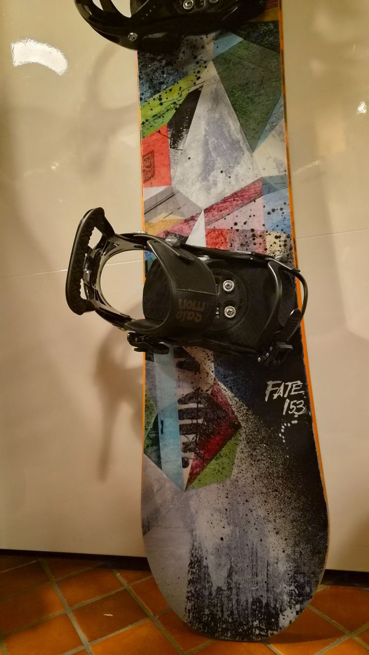 Snowboard Nitro Boards: Nitro Snowboard 153cm inkl. Salomon Bindung – D'occasion à Oberrieden par Raja011 2