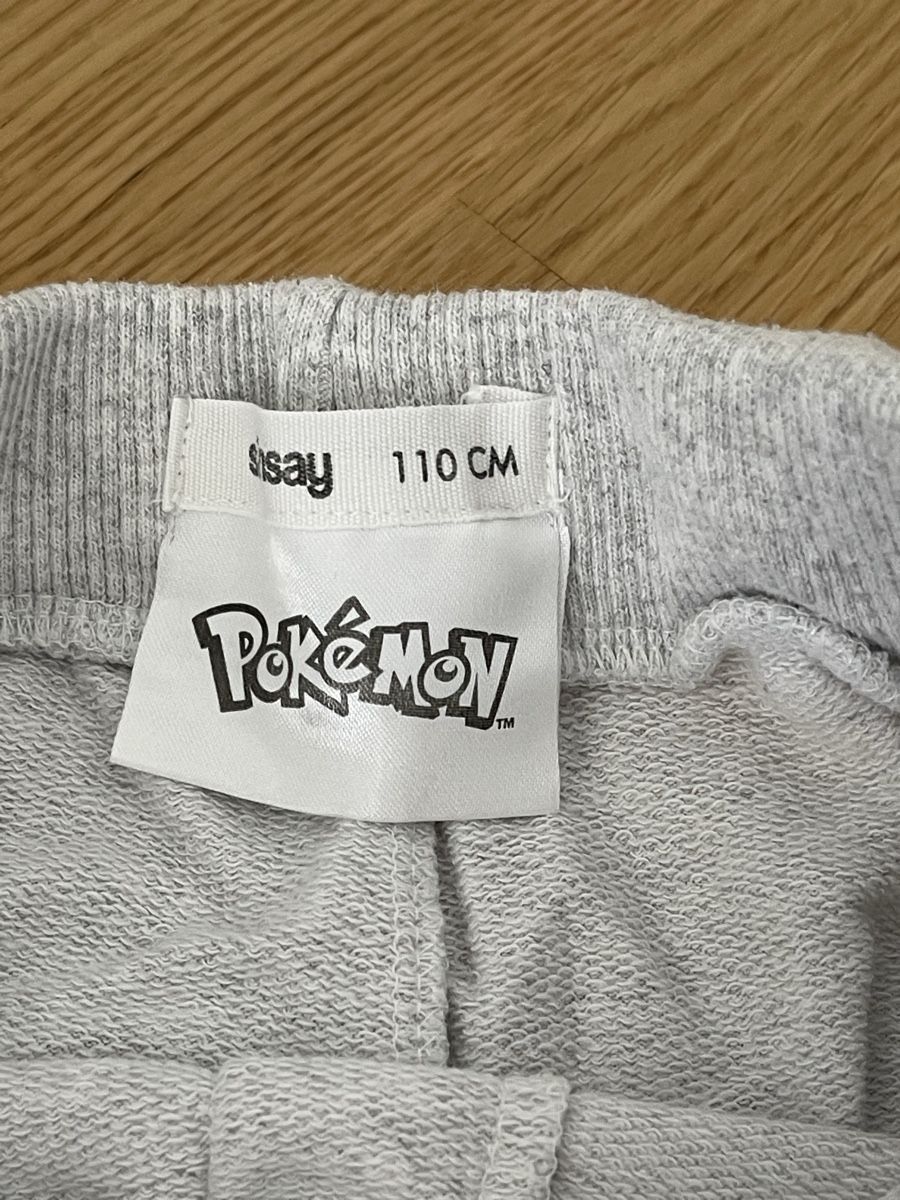 Hosen: Pantalon Plemon Pikachu – Gebraucht aus Bussigny von Dali430 2