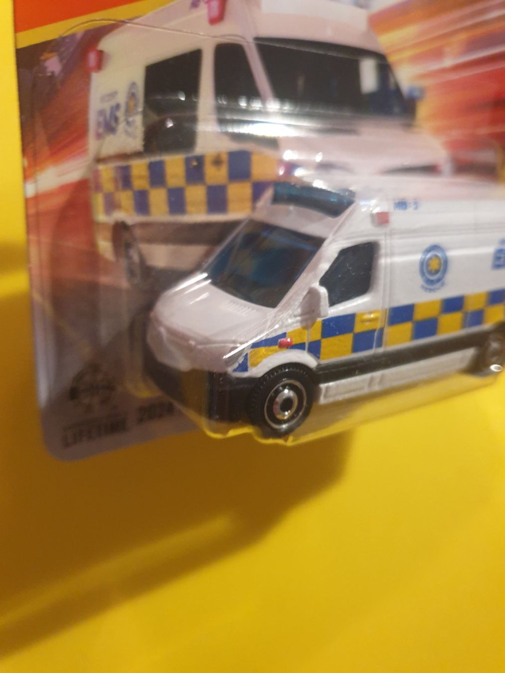 Matchbox Modellini d'auto: Matchbox 2024 MERCEDES-BENZ SPRINTER AMBULANCE – Nuovo e nell'imballaggio originale da Oftringen venduto da Rotor 3