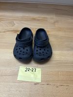 Kinder Clogs Crocs dunkelblau Grösse 22-23 guter Zustand