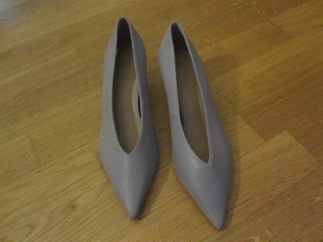 Damenschuhe: Damenschuhe – Gebraucht aus Ehrendingen von salvi1995
