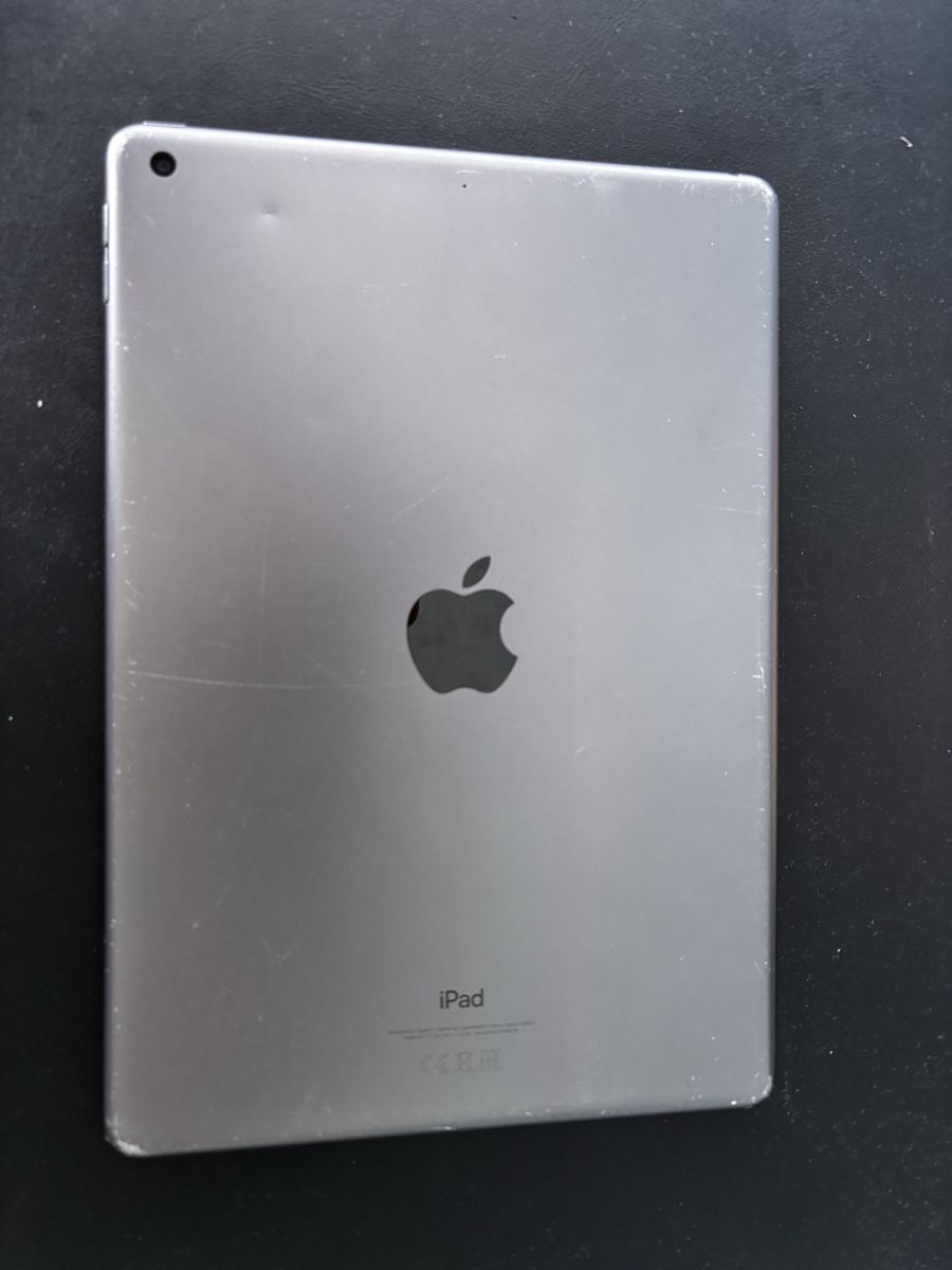 Apple Tablet PC: Apple iPad Tablet grau  – Usato da Meilen venduto da leo_2xfv 4
