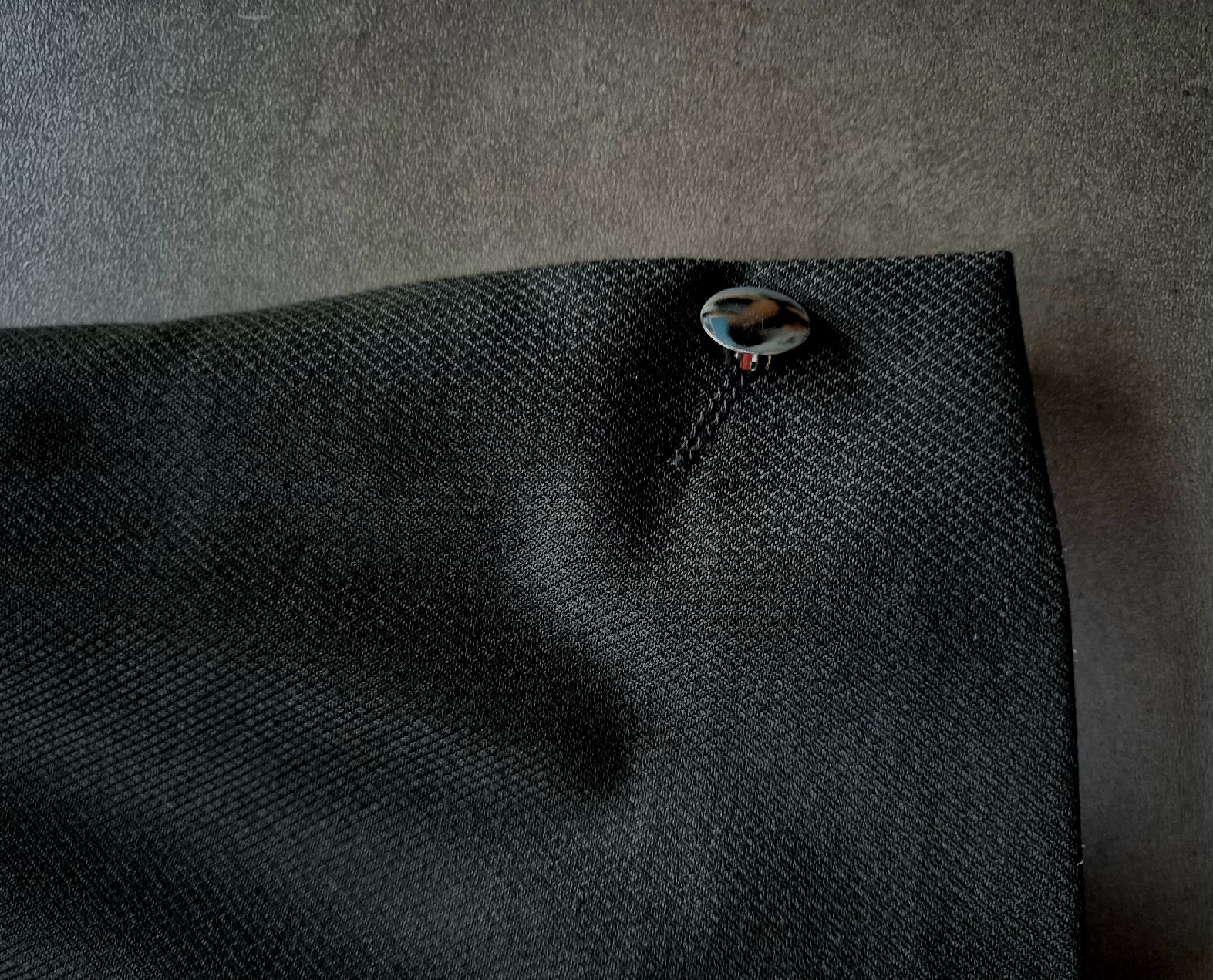 Completi: Costume 2 pièces noir Devred 44 – Nuovo (secondo la descrizione) da Argnou (Ayent) venduto da emnonaol 1