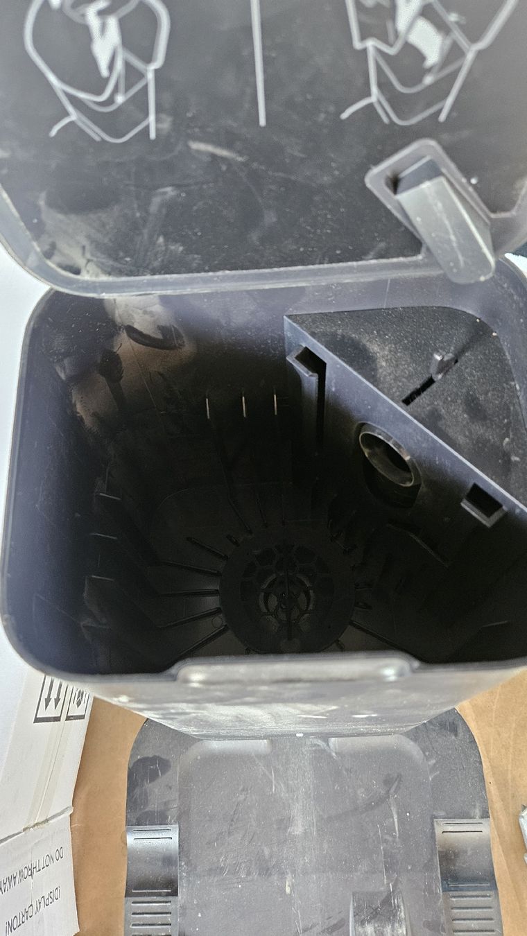 Irobot Aspirateurs & Accessoires: iRobot Roomba Clean Base Charging Station UNGDTESTED – Défectueux à Sachseln par laz_65cg 2