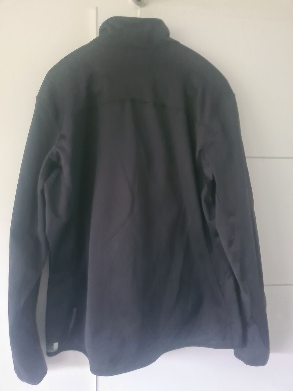 Odlo Jacken: Odlo Logic Windproof Jacke, Top Zustand, Grösse L – Gebraucht aus St. Gallen von charly92 1