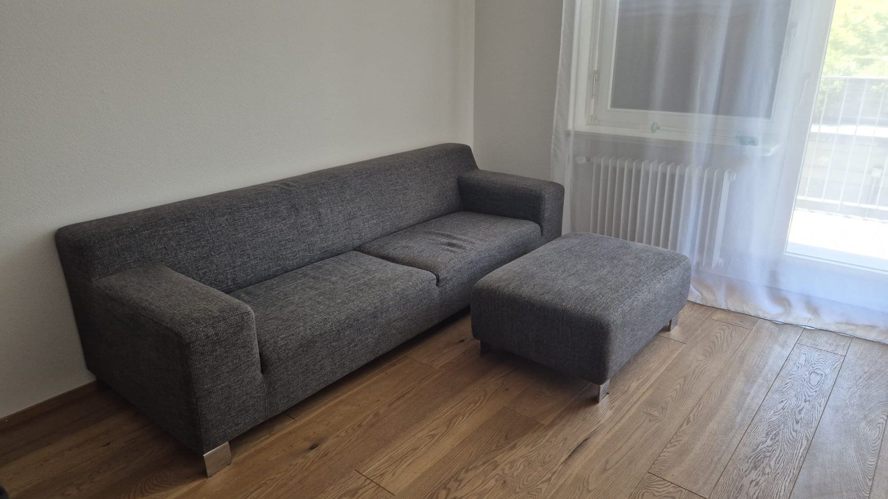 Divani: Sofa und passender Hocker – Usato da Seengen venduto da maetteli3