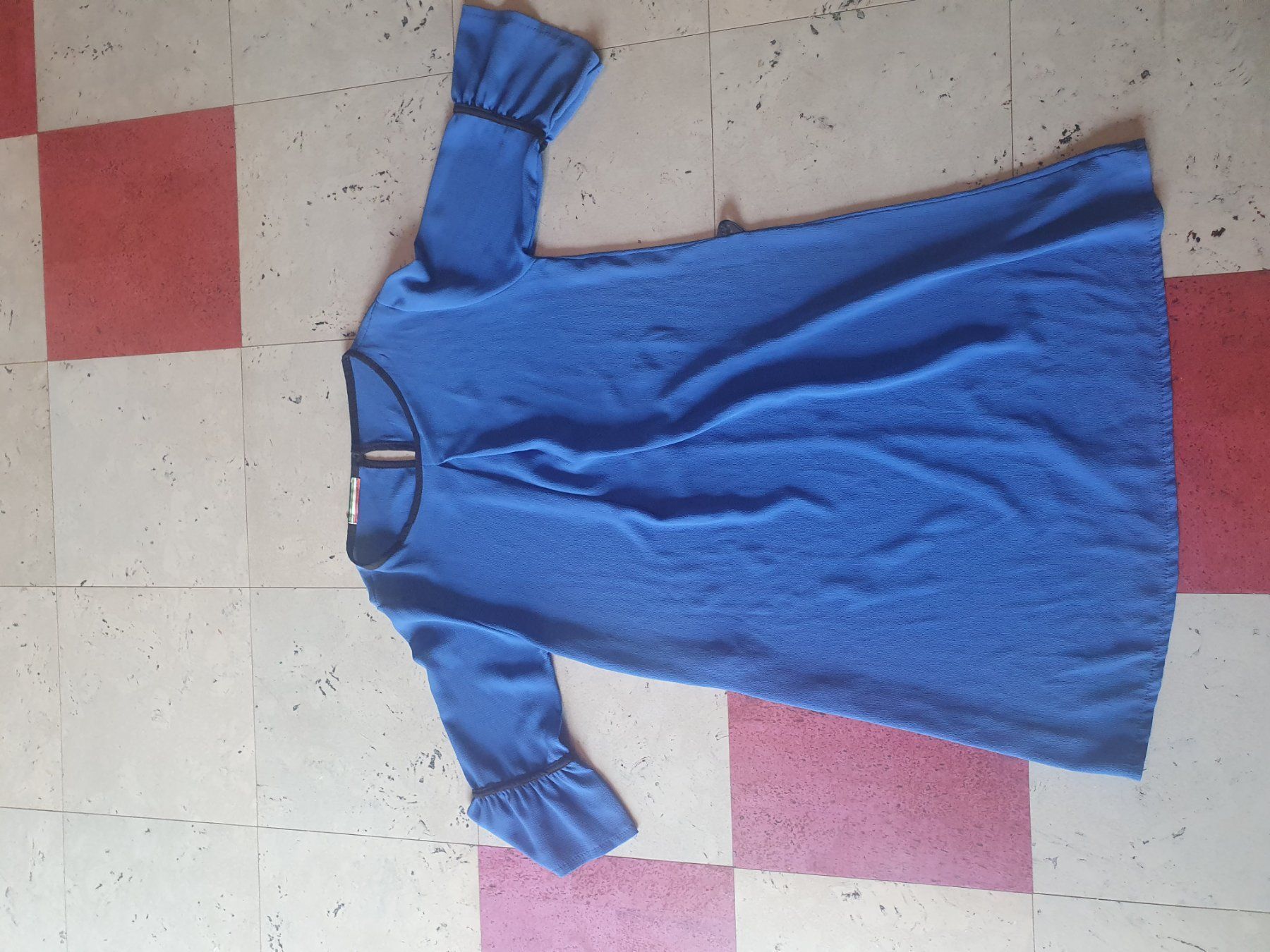 Kleider: Kleid – Gebraucht aus Moosseedorf von Sonnenschein.. 1