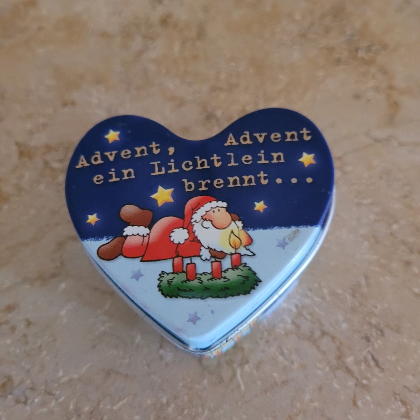 Alle Dekorationen: Blechdose Advent; Grösse ca 5.5 cm Durchmesser – Gebraucht aus Hondrich von Ebro01 1