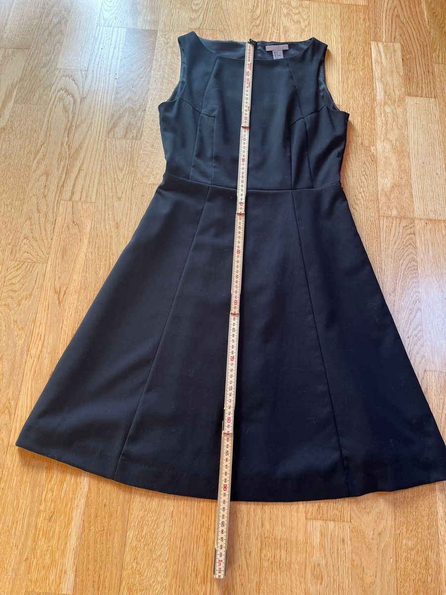 Vestiti: Kleid / Schwarz / Grösse 36 – Usato da Hünibach venduto da s.leptir 2