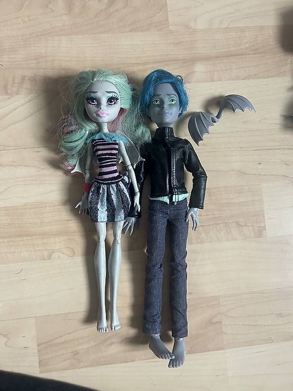 Bambole: Garrett and Rochelle monster high – Usato da Fällanden venduto da son_9gmf 1