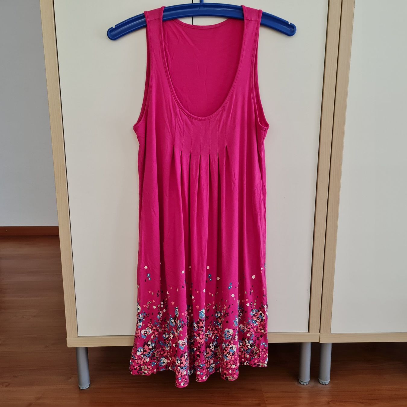Vestiti: Beachtime Strandkleid mit Blumenprint – Usato da Lostorf venduto da Benidomi1