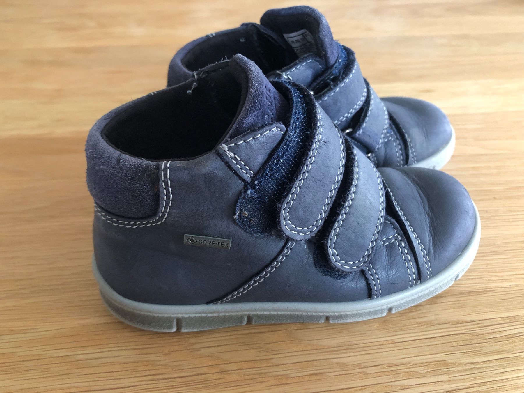 Superfit Scarpe per ragazzi: Superfit 25 – Usato da Brügg BE venduto da jenny2007