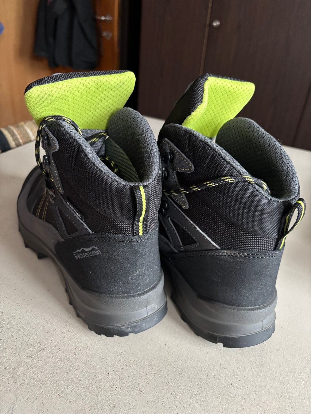 Scarpe da uomo: Weissenstein Trekking/Freizeit Schuhe in der Grösse 44 – Nuovo (secondo la descrizione) da Landquart venduto da Barcuns 2