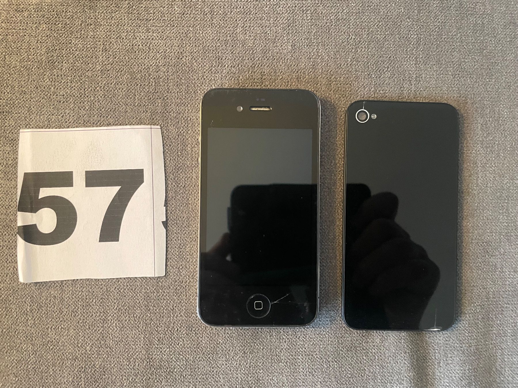 Apple Telefoni cellulari / Smartphones: Apple IPhone 4 A1332  - Pour pièces ou restauration – Difettoso da Denges venduto da Ricautomotive 3