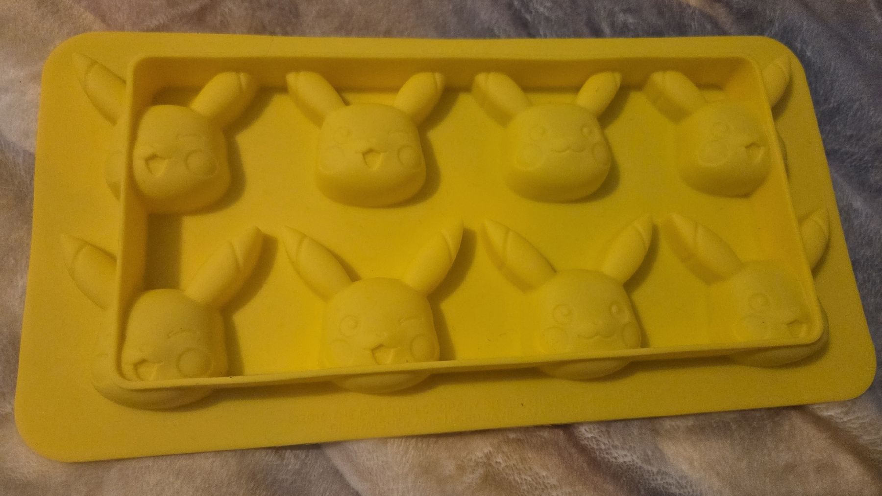 Teglie da forno: Pokemon Silikonform(Abholung) – Usato da Luzern venduto da Selina030