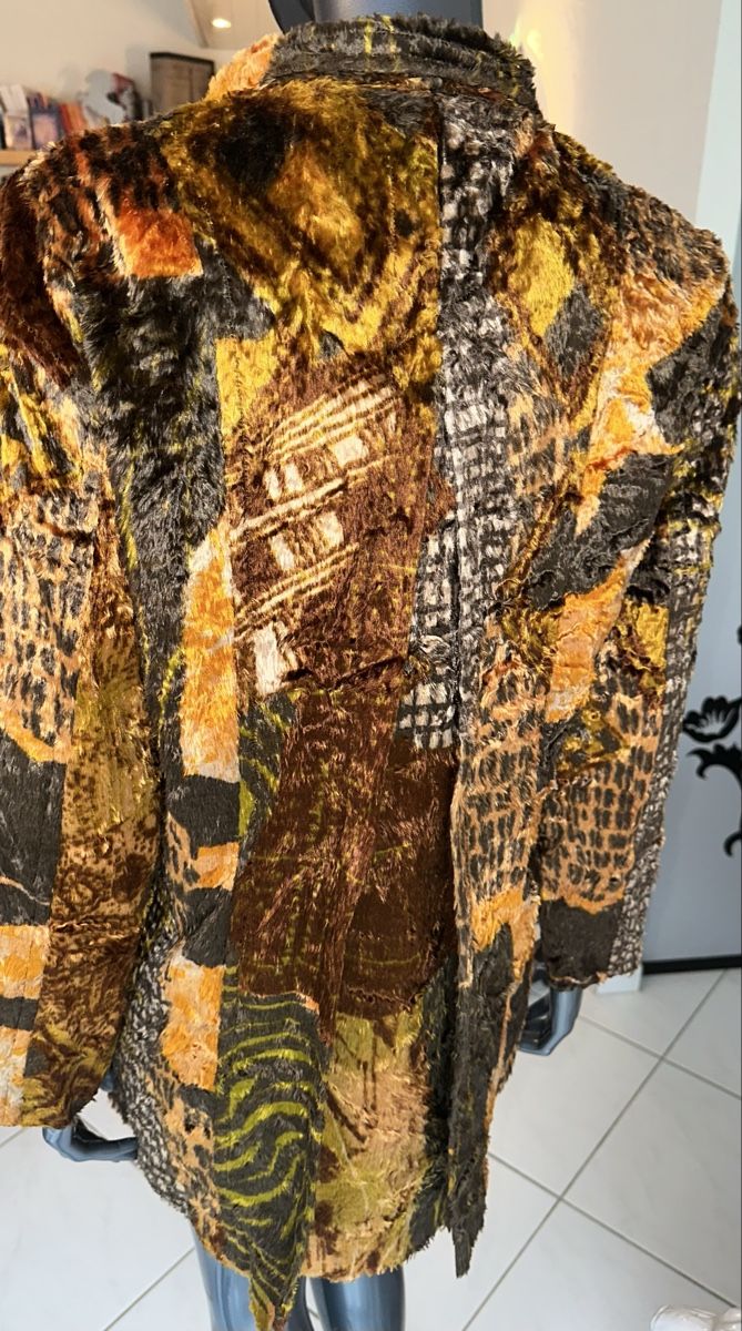 Cappotti: CHRISTIAN LACROIX MANTEL GR. 38 – Usato da Unteraegeri venduto da MH203 8