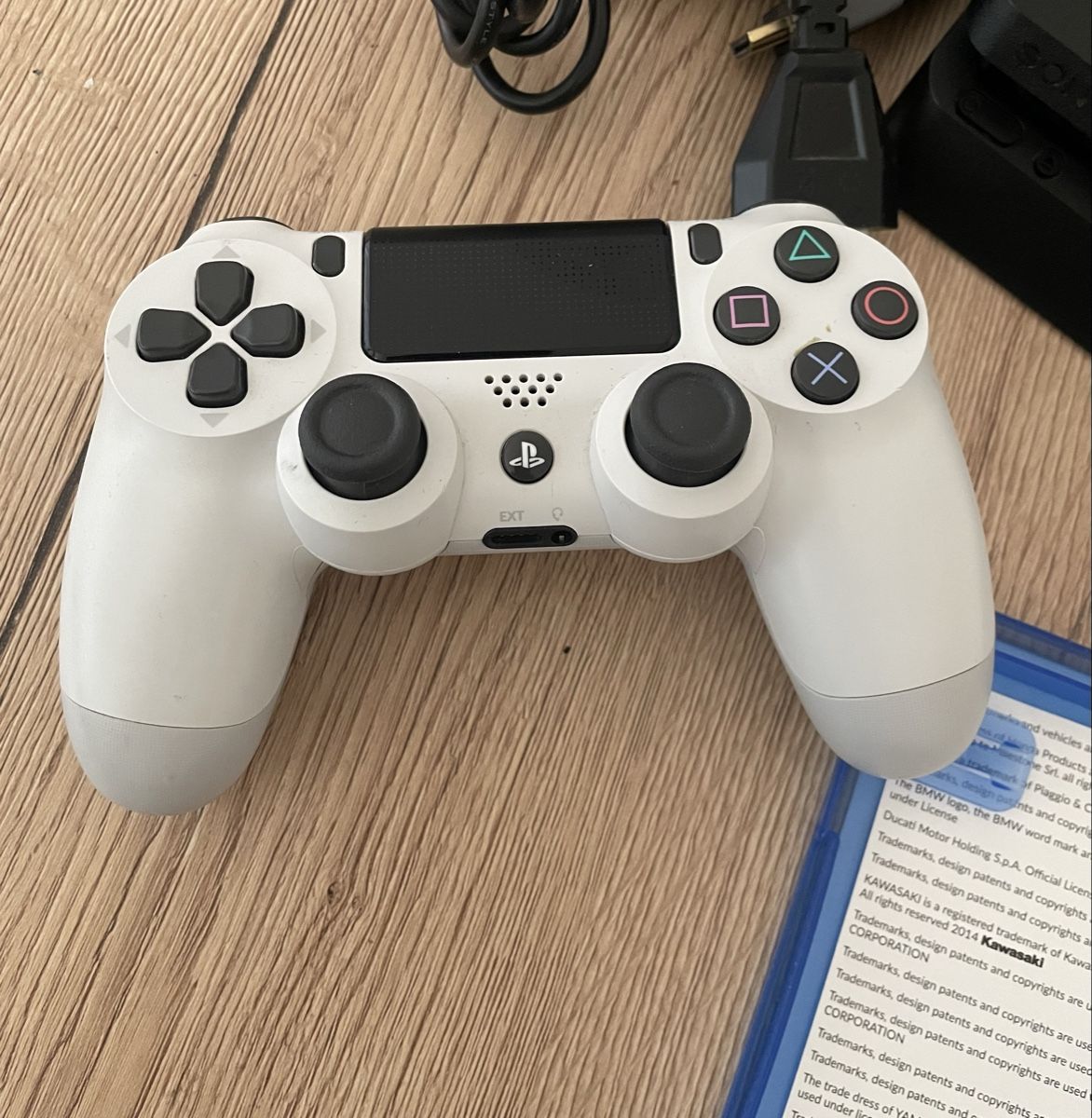 Sony Console: SONY PLAYSTATION 4 SLIM – Usato da Plons venduto da wartauchris 3