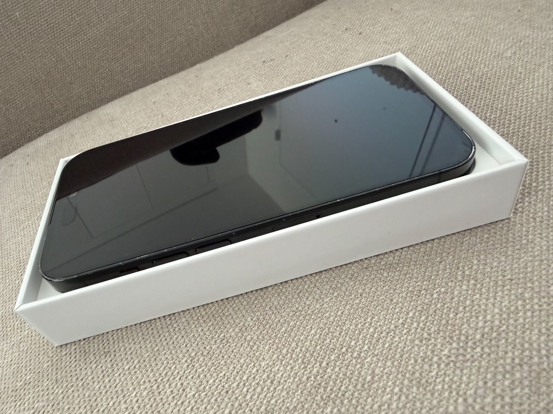 Apple Telefoni cellulari / Smartphones: iPhone 14 Pro 256GB | Display top | inkl. Panzerglas & Hülle – Usato da Baar venduto da aneli07 1