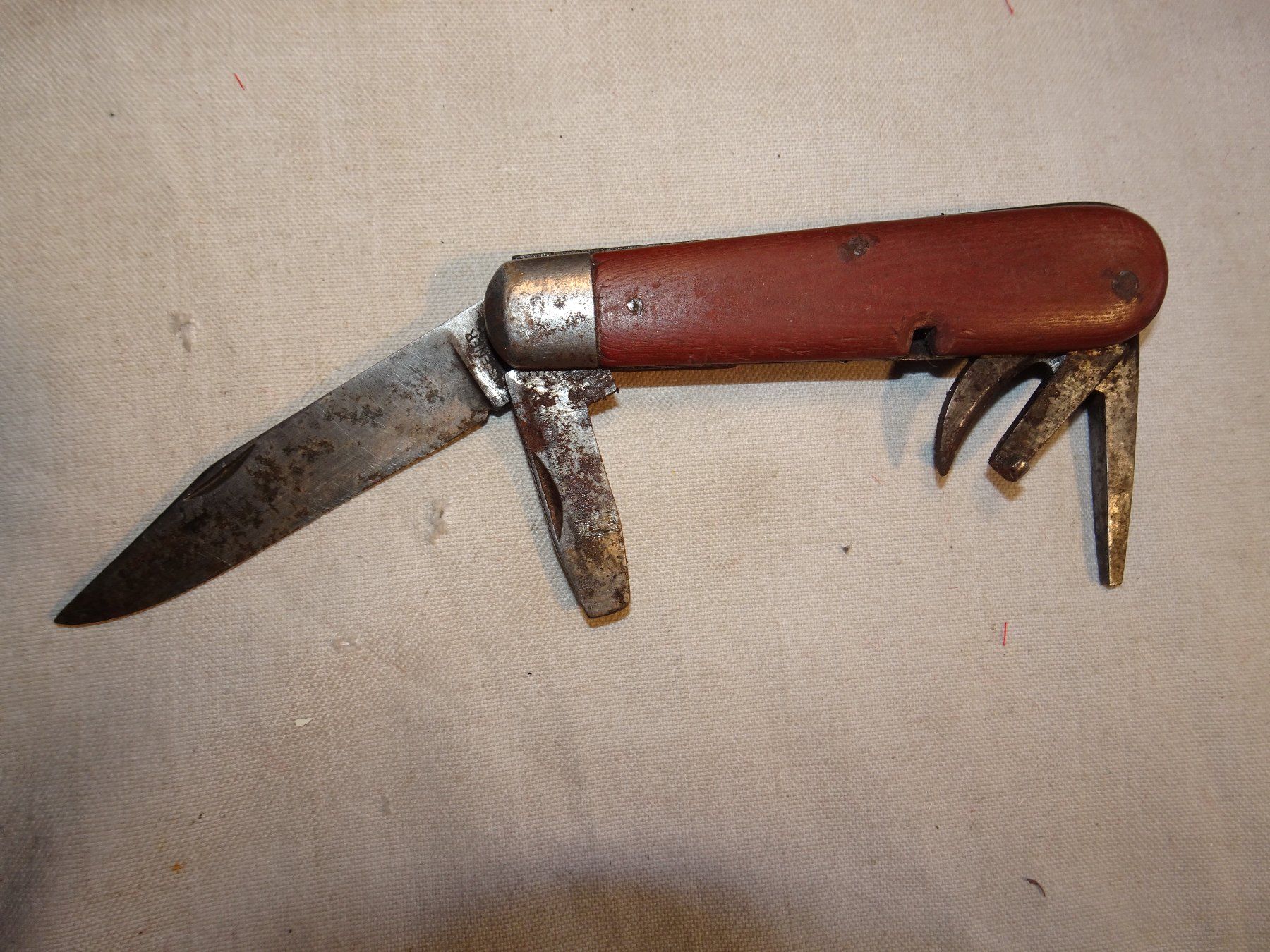 Armée suisse Couteaux de poche: Saackmesser – D'occasion à Bichwil par Silbereule9