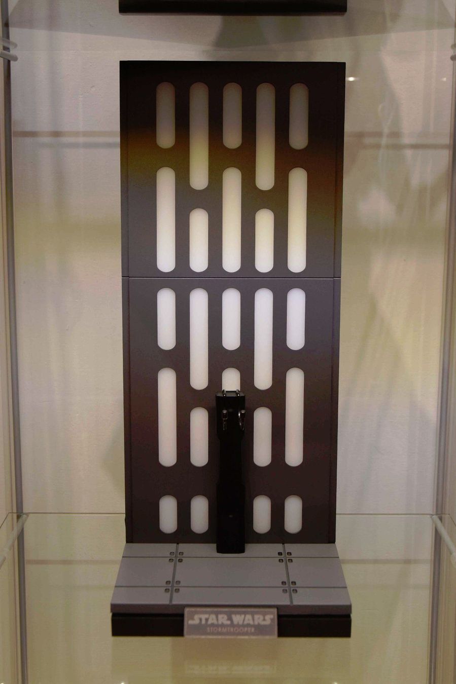 Statuette: Star Wars Hot Toys Stormtrooper stand – Nuovo e nell'imballaggio originale da Vaulion venduto da sambigben 4