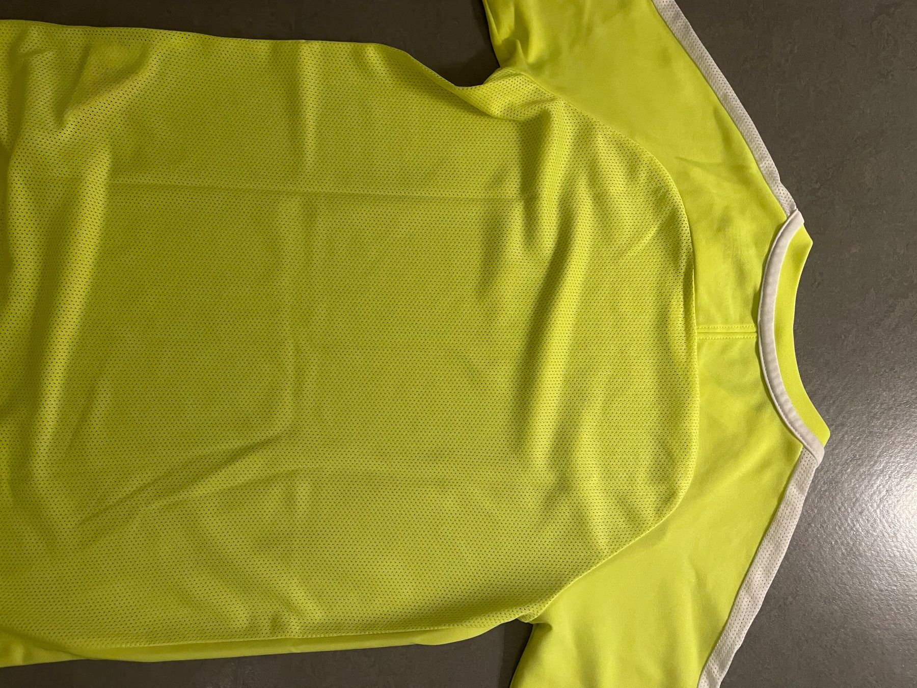 Nike Camicie, T-shirt & Polo: Nike T-shirt – Usato da Zürich venduto da Ivona3 3