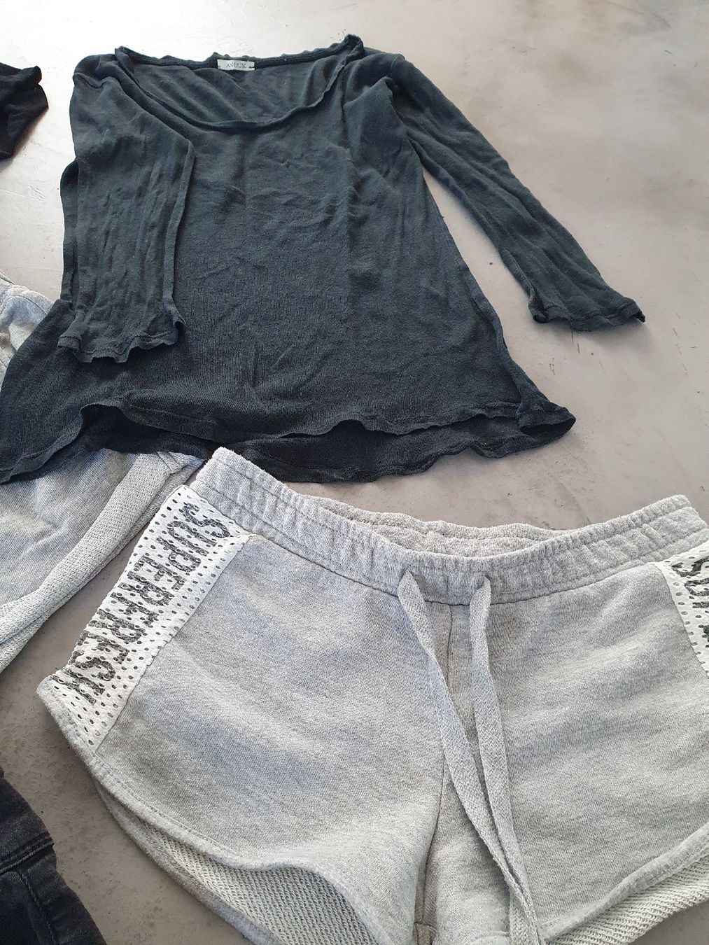 Lotti & Set di vestiti: Kleiderpaket, XS und 34 – Usato da Steinach venduto da Xamax18 4