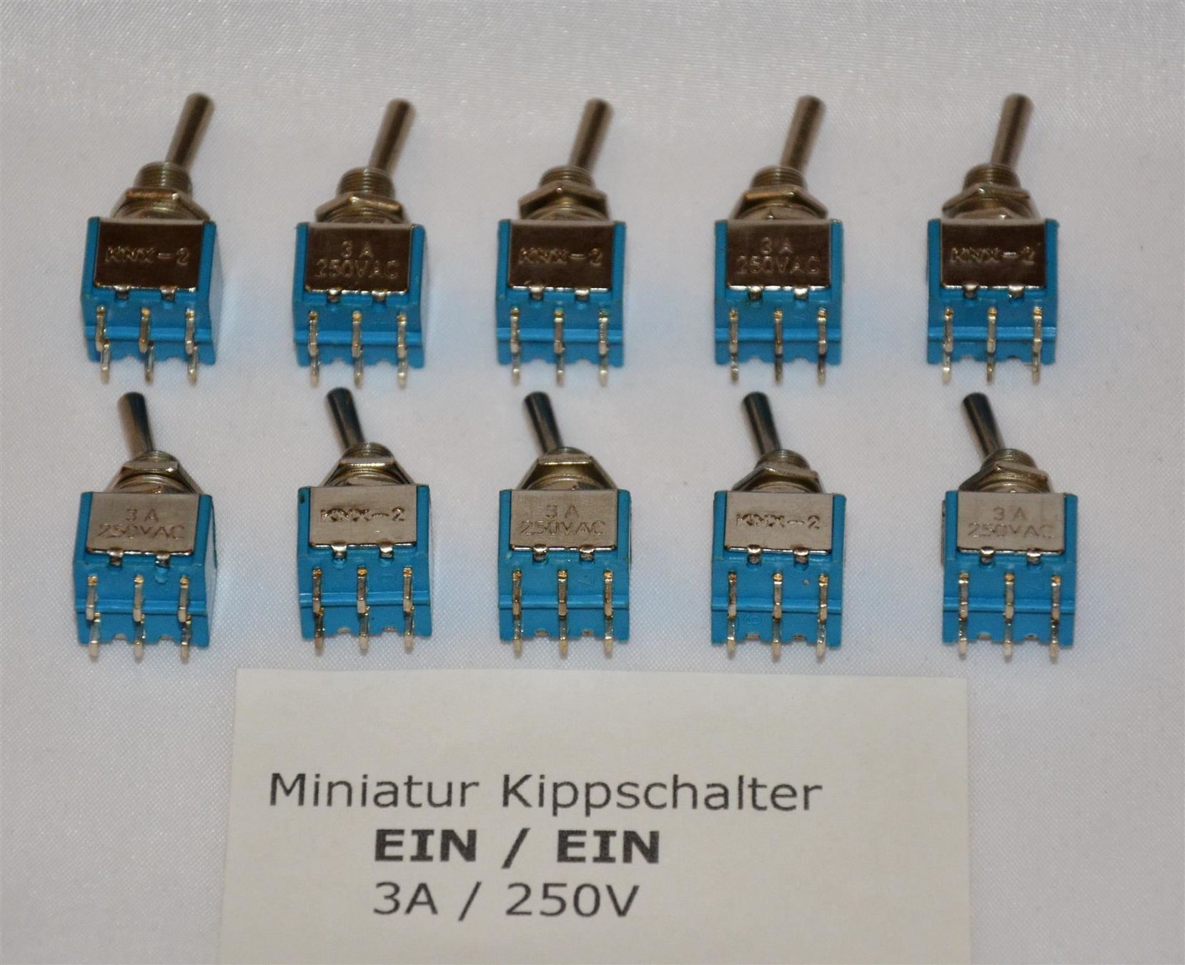 Interruttori: 10 Kippschalter 6 Pin  EIN/EIN   EIN/AUS – Nuovo (secondo la descrizione) da Pfungen venduto da Famadm