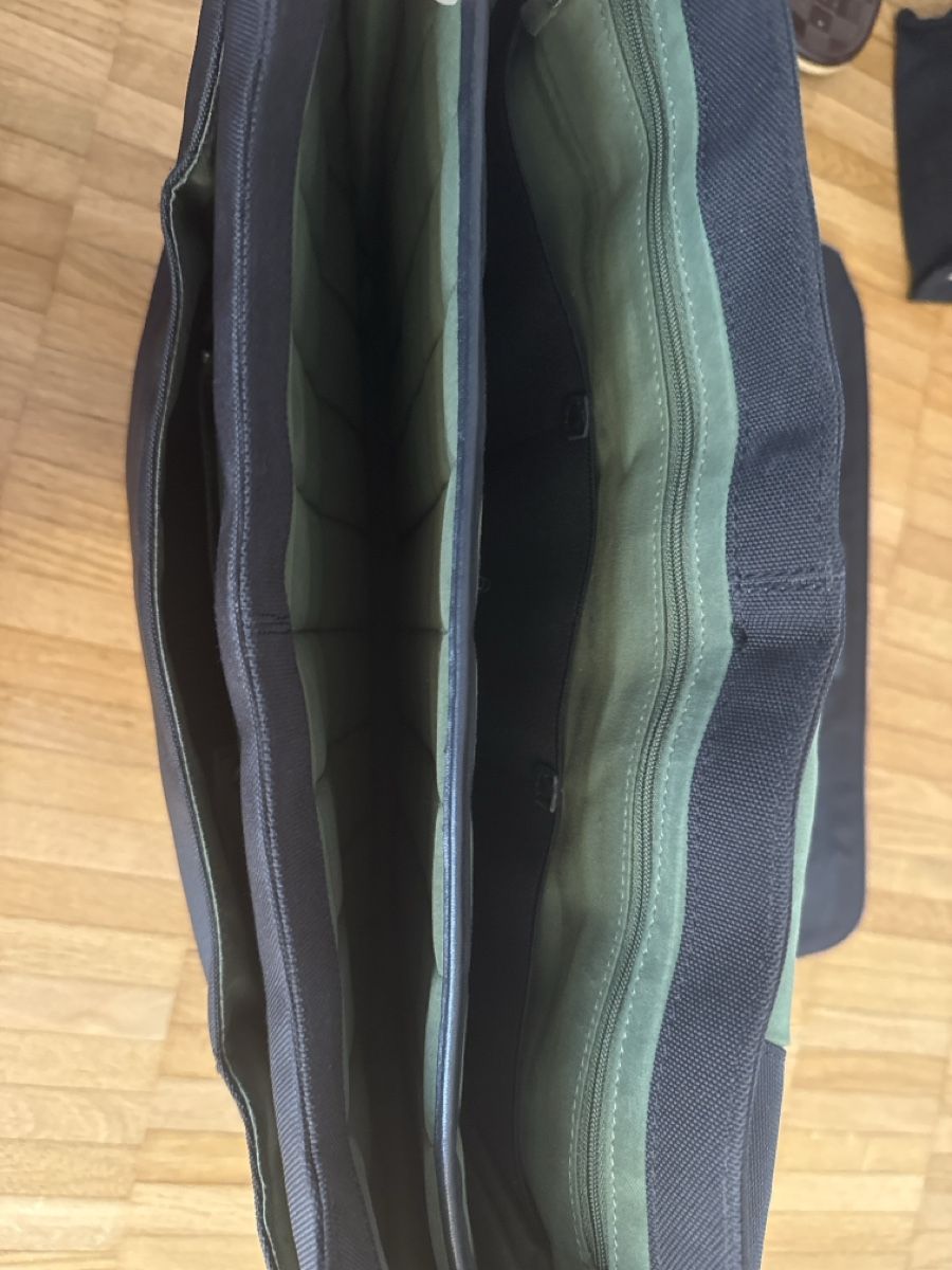 Taschen: Laptoptasche Leder schwarz – Gebraucht aus Horgen von mue_25ll 3