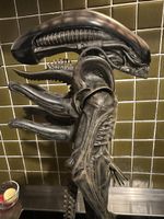 Alien Giger Statue not Sideshow Prime 1 Hot Toys Resin