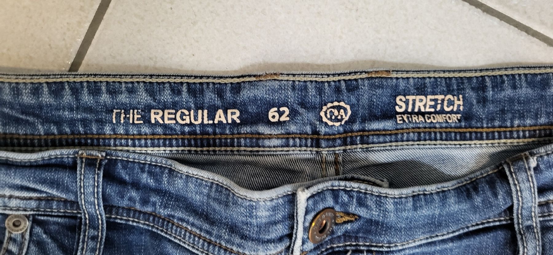 Jeans: C&A Herren Jeans, Grösse 62, The Regular – Usato da Figino venduto da mayam63 1