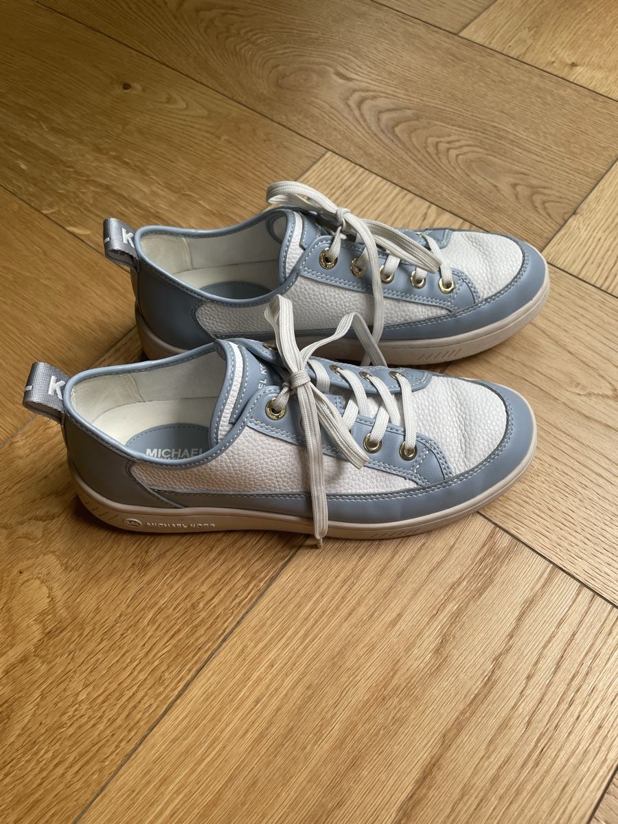 Michael Kors Damenschuhe: Michael Kors sneaker – Gebraucht aus Zürich von Fredsgaard 1
