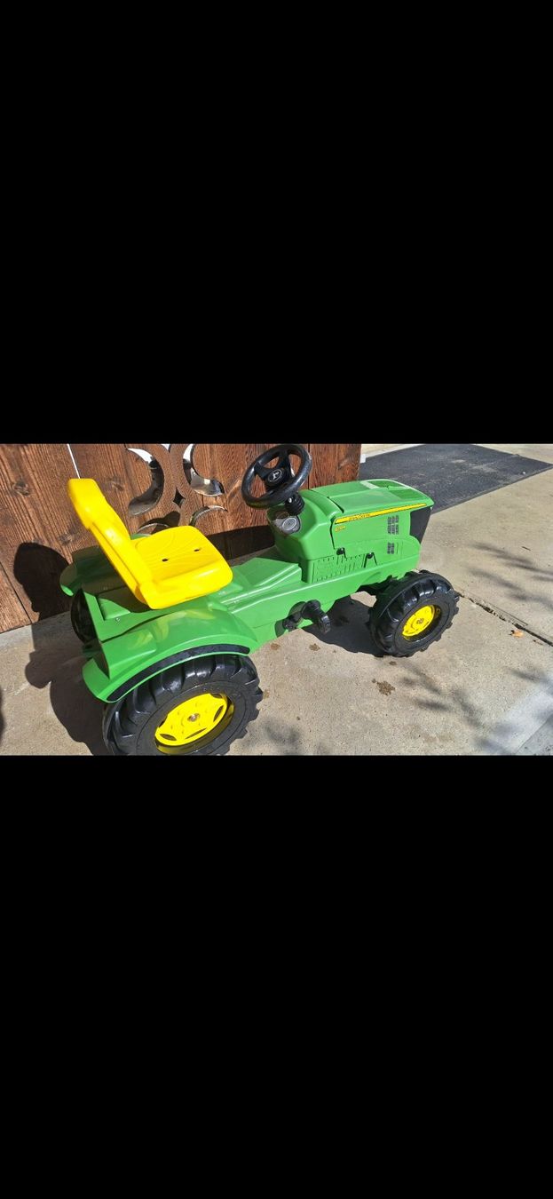 John Deere Fahrzeuge für Kinder: Kinder Traktor – Gebraucht aus Brunnenthal von yan_jx8l