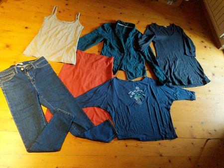 Kleiderpaket Damen verschiedene Marken Grösse S 6 Teile