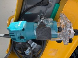 Makita 3709 Kantenfräse / Einhand Mafräse 530 W mit Anschlag
