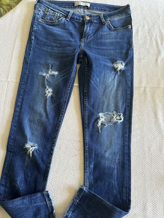 Zara Z1975 Denim Jeans Size 36 Distressed Blue Summer Style