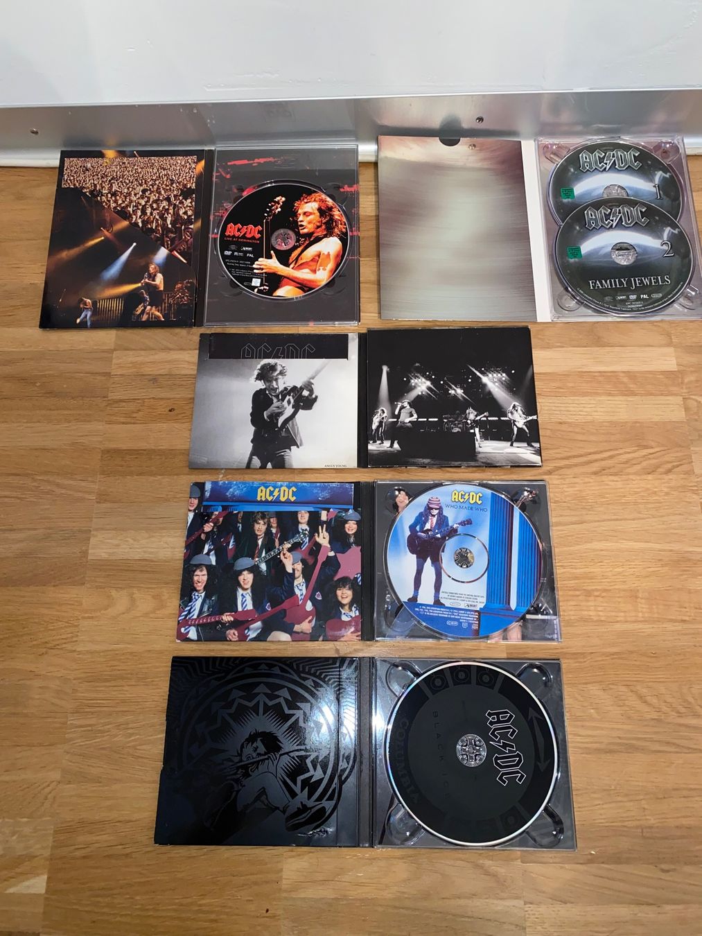 CDs: AC/DC Sammlung (CD & DVD) – Gebraucht aus Rotkreuz von mia_dc2r 2