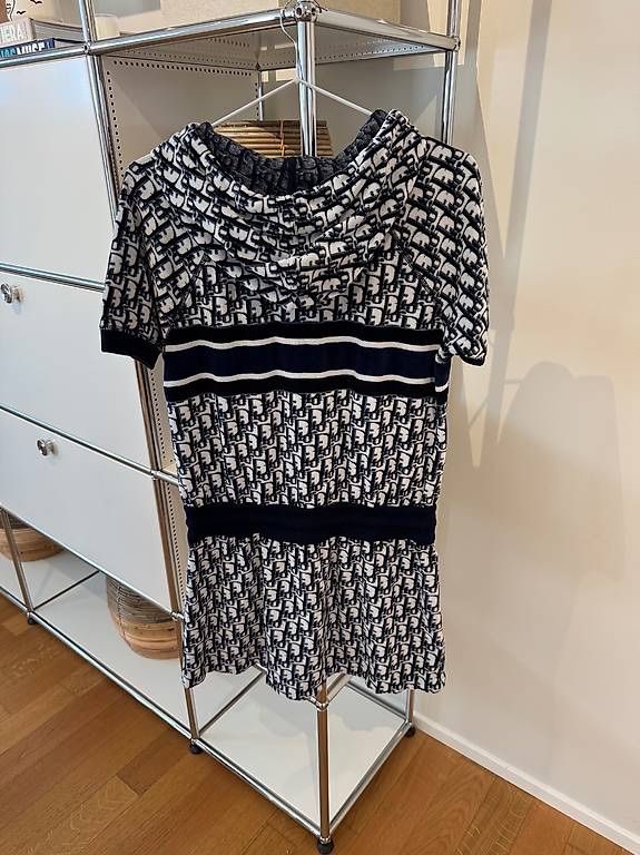 Dior Vestiti: DIOR KLEID NAVY LOGO – Nuovo (secondo la descrizione) da Schwyz venduto da bofb 5