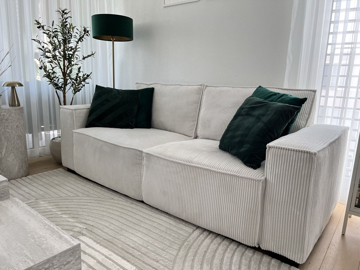 Sofas: Cord Sofa in beige – Neu (gemäss Beschreibung) aus Kreuzlingen von Yavuz94