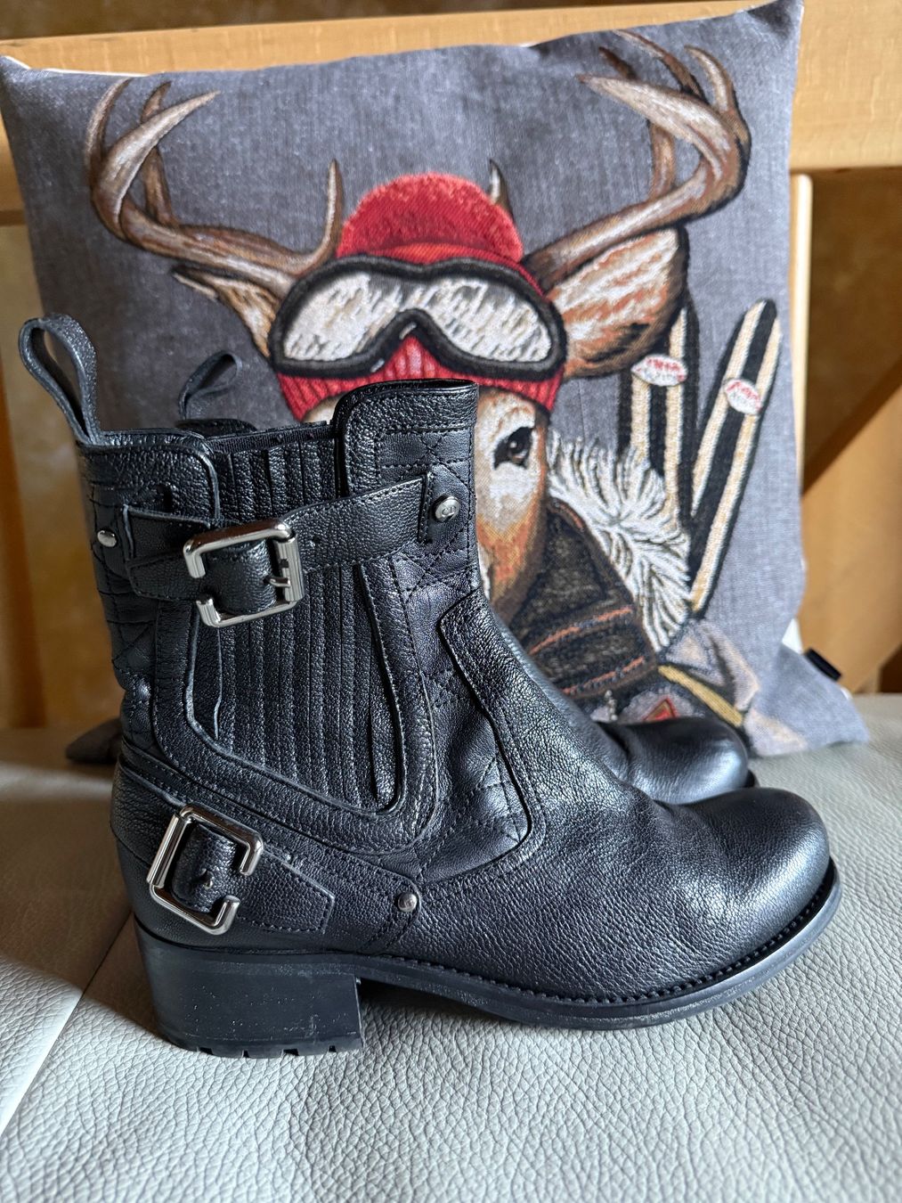 Dior Scarpe da donna: DIOR – Usato da Rümlang venduto da har_z6qv 1