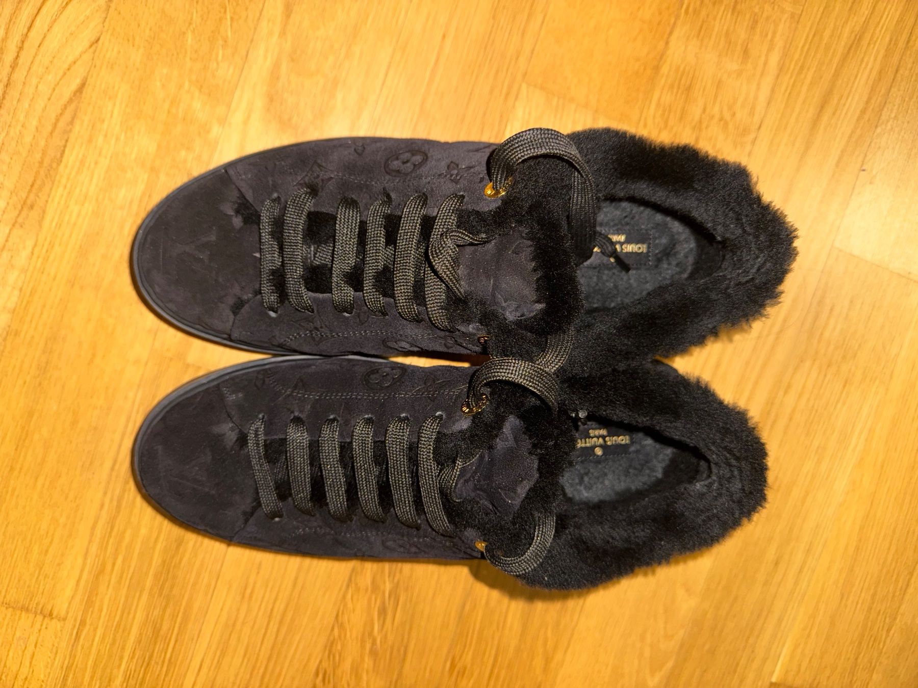 Louis Vuitton Scarpe da donna: Louis Vuitton Time out sneakers Gr. 41 – Usato da Regensdorf venduto da Sunny290514 1