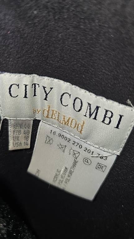 Mäntel: Wintermantel City Combi by delmod – Gebraucht aus Niederwil SG von ber_yb67 1