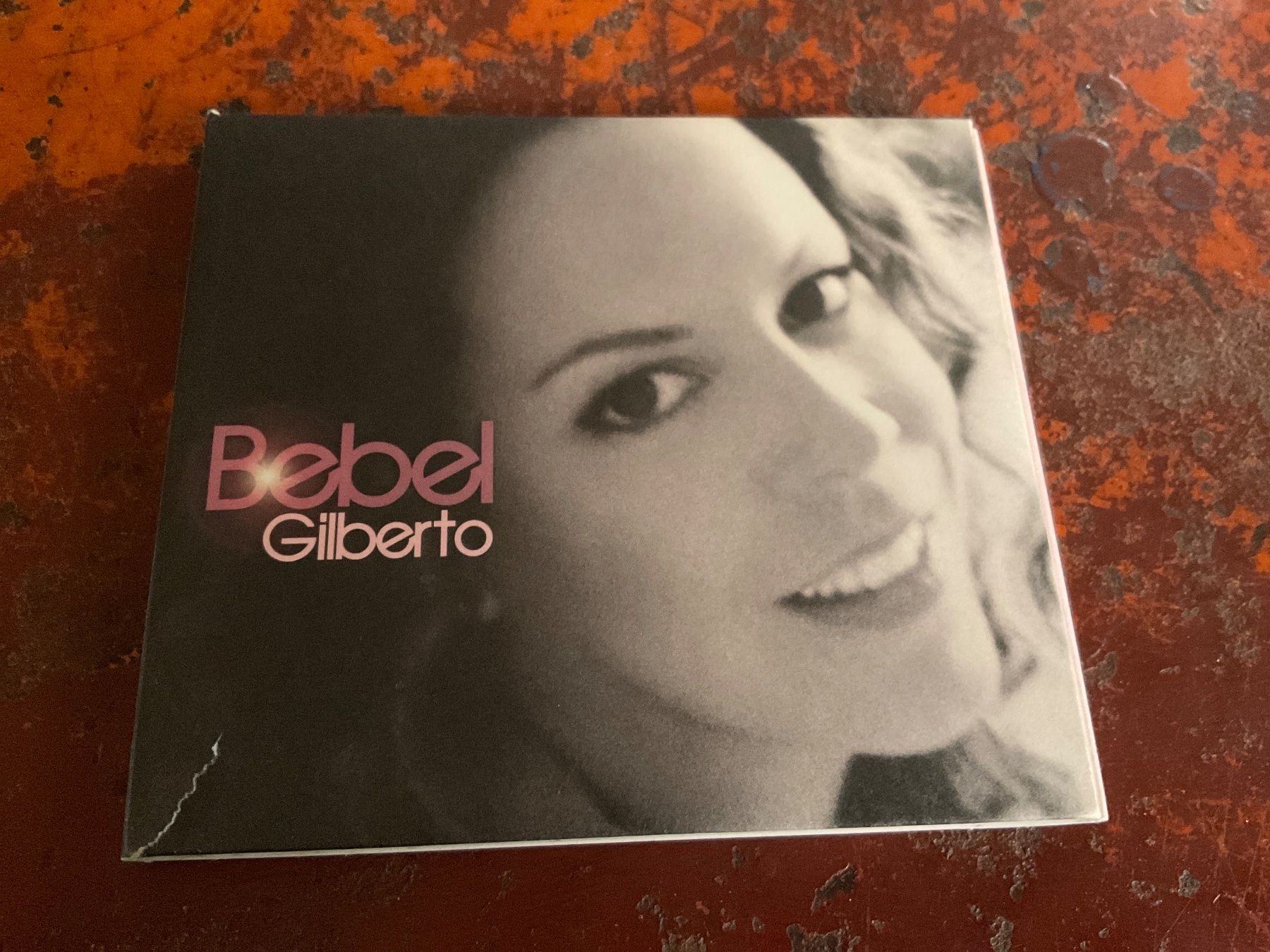 CD: Bebel Gilberto CD – Usato da Delémont venduto da vinylfreak01