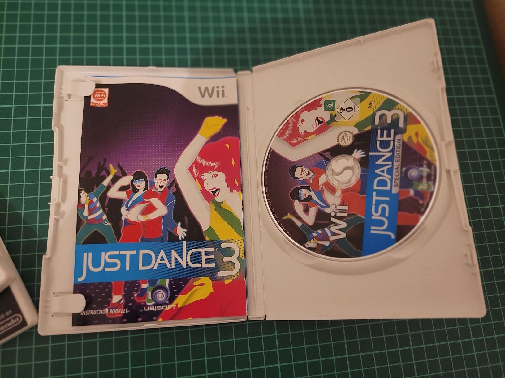 Nintendo Giochi: Wii Just Dance 3 - Special Edition - Fun for Everyone! – Usato da Meyrin venduto da Retro-GZ 2