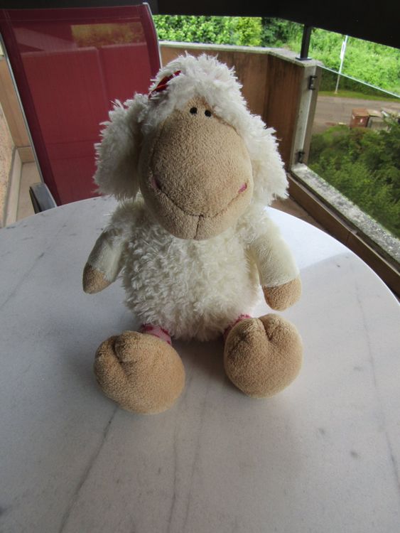 Nici mouton en peluche comme neuf Kaufen auf Ricardo