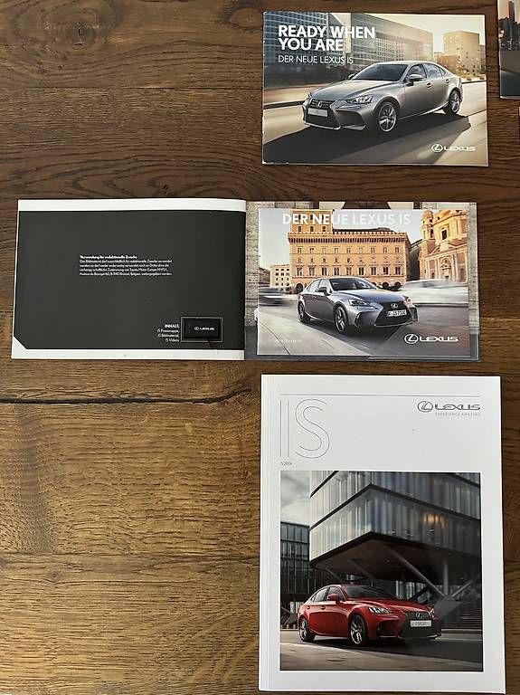 Documenti: Lexus is Prospekte Generation XE3 – Usato da Luzern venduto da tooltimeO 4