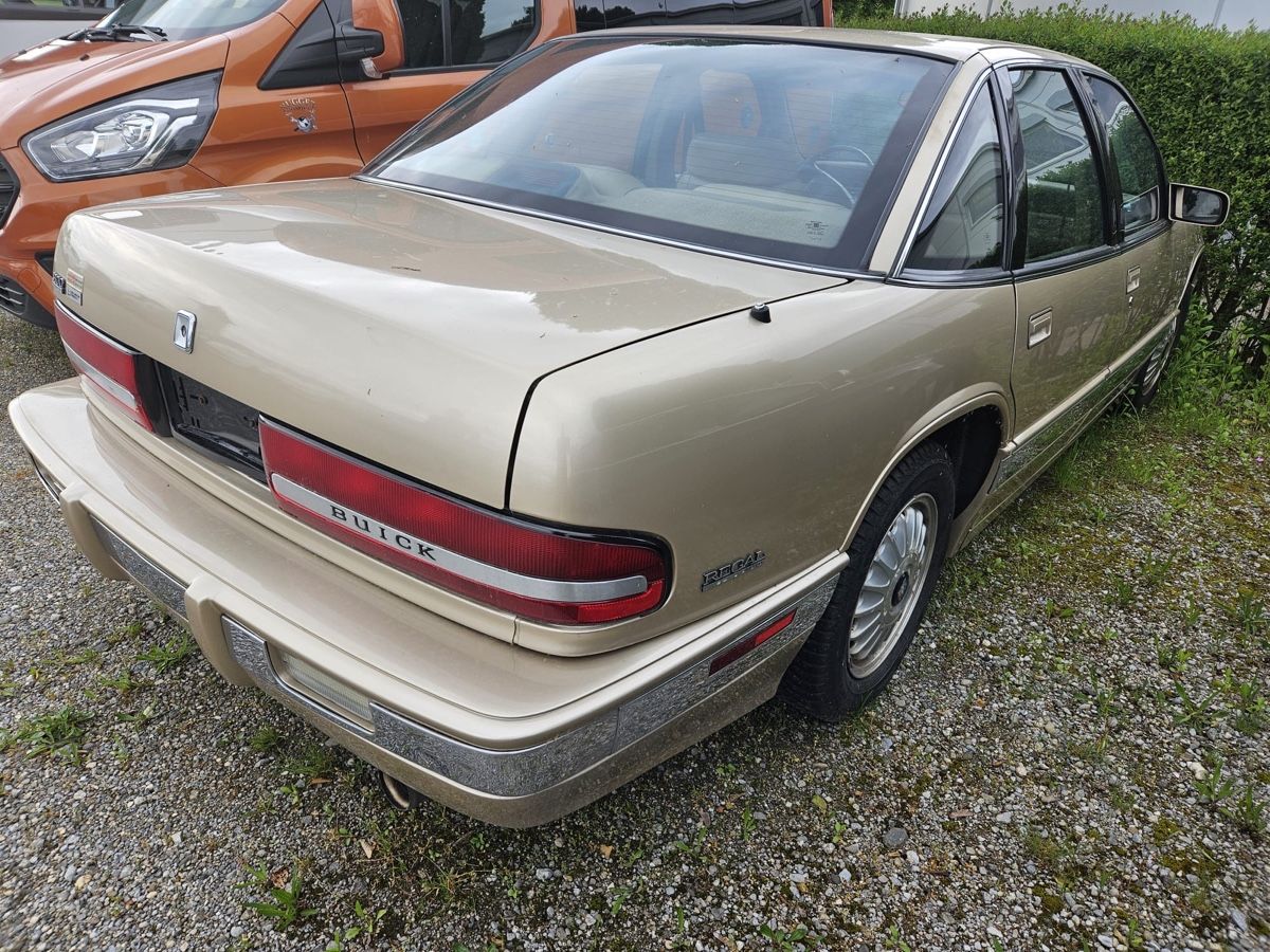Buick Automobili: Buick Regal – Usato da Zollikofen venduto da nha_825x 2